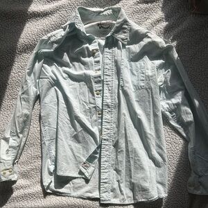 Wrangler Men's Pale Blue and White Thin-Striped Button-Down Shirt